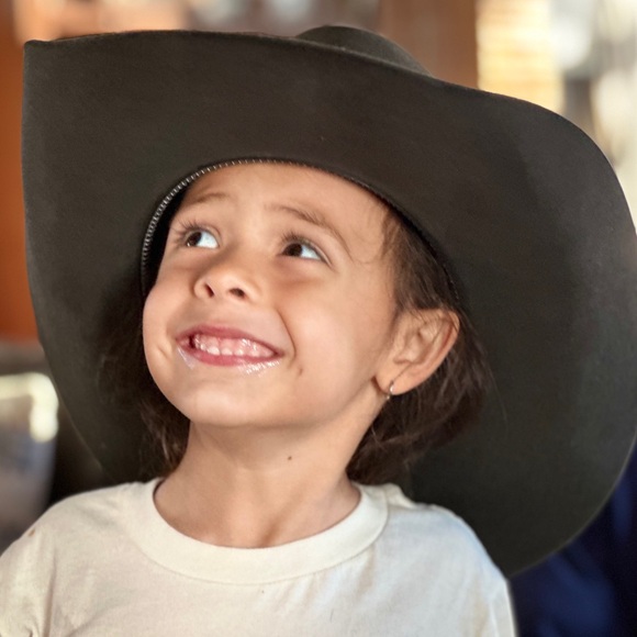 Meet your Posher, Linda - Picture 4 of 16